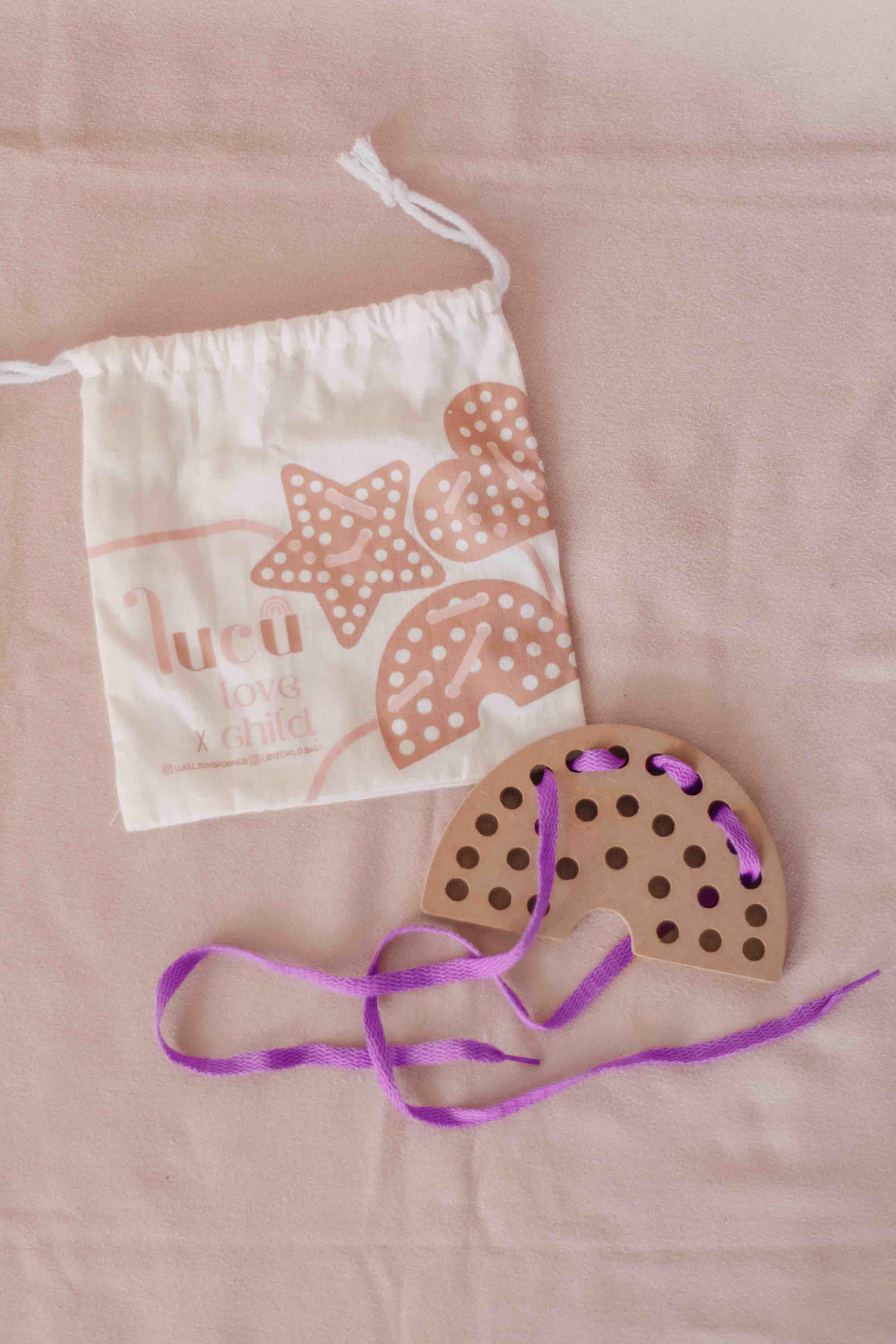 Lacing Toy \ Rainbow