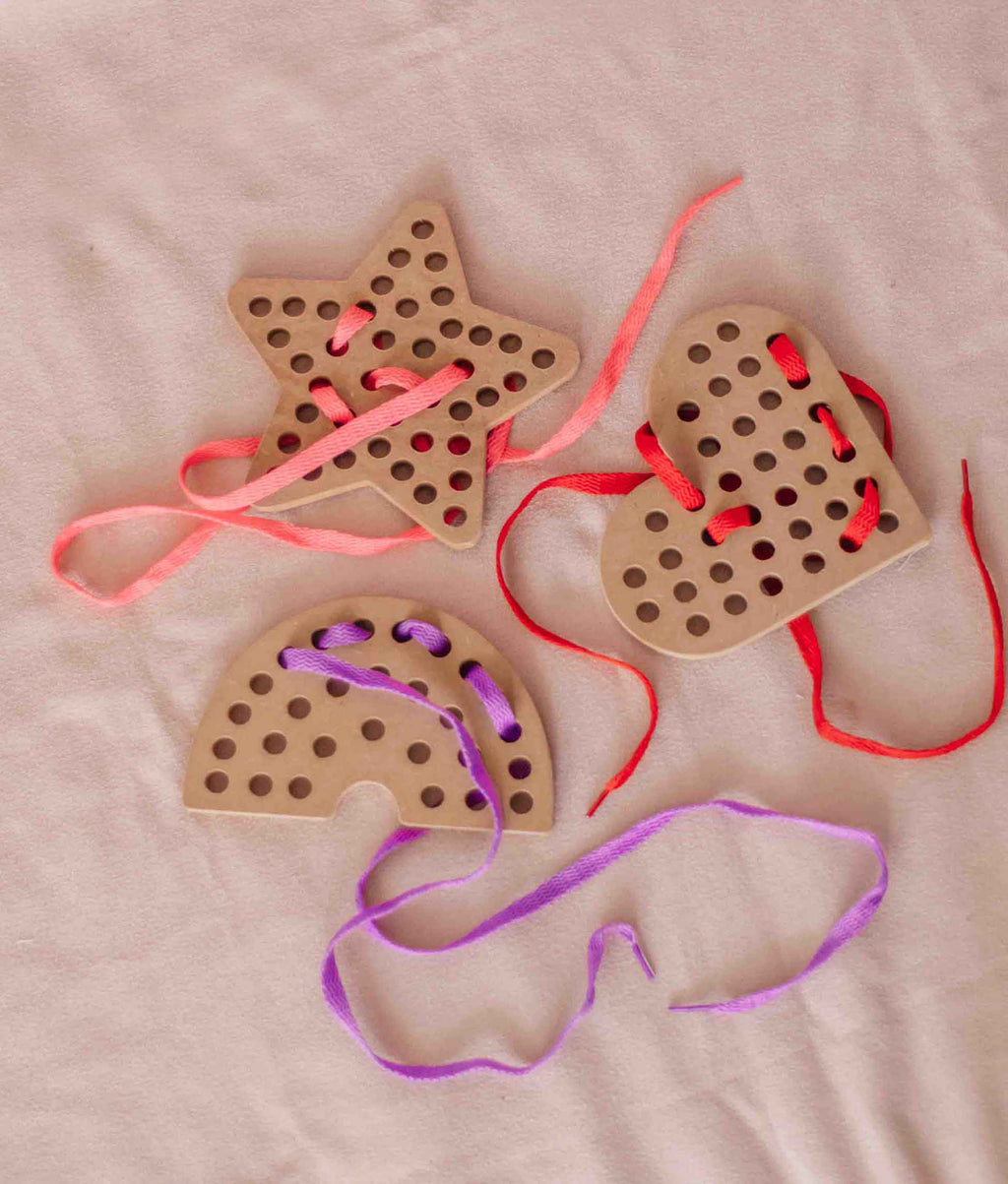 Lacing Toy \ Rainbow