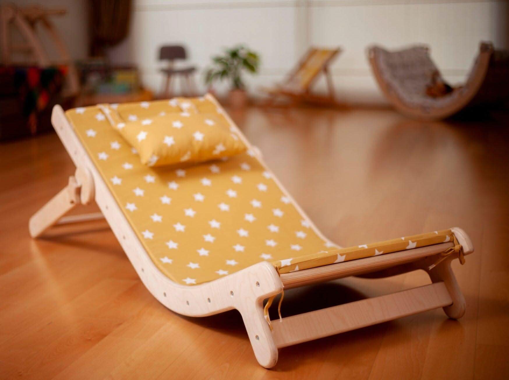 Adjustable Lounge Chair with Comfy Pad