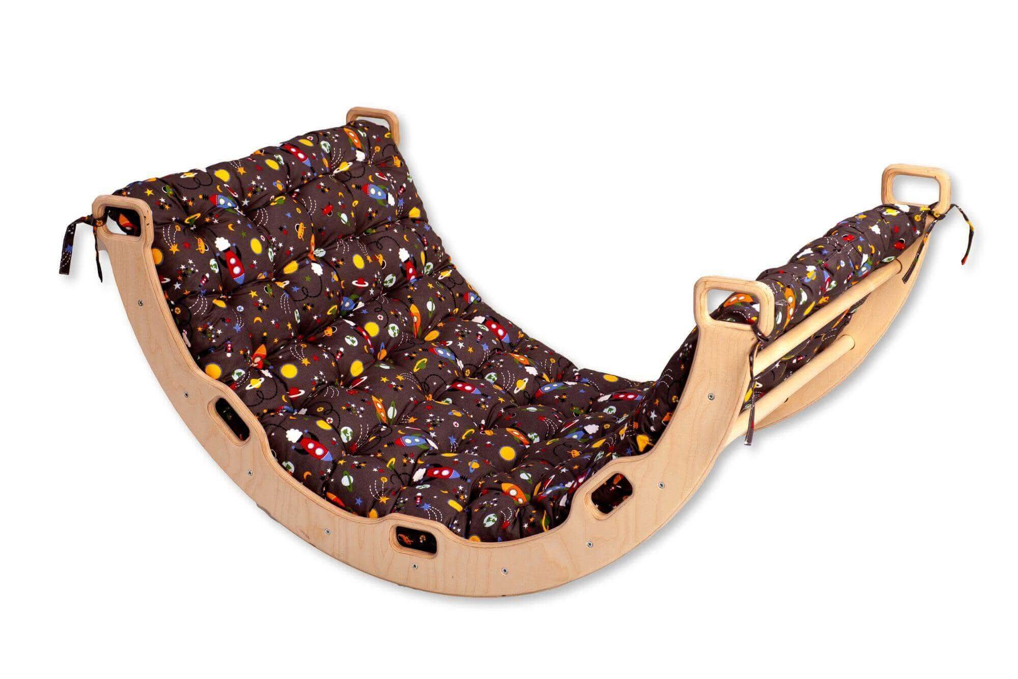 Climbing Arch / Rocker with Space Pattern Pillow